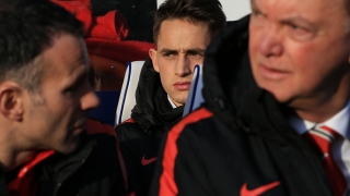 Не е истина! Аднан Янузай играе женски футбол