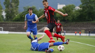 Локомотив (София) влезе във 