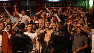 Двама англичани в ареста след сблъсъци между фенове в Марсилия