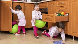 Спешно! Имам нужда от детегледачка!