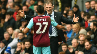 Димитри Пайе качи треньора си на масата (ВИДЕО)