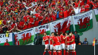 “Драконите“ от Уелс изпепелиха вледенена Русия