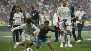 Брилянтната техника на малкия Роналдо (ВИДЕО)