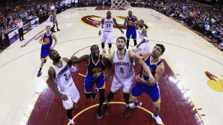 В НБА обмислят да подновят тренировките след 8 май