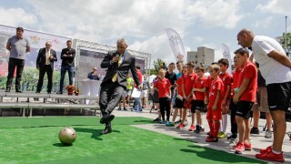 Стоичков предизвика истерия в Казахстан