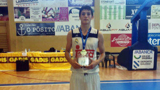 Българче спечели титла с 