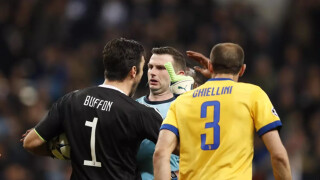 ПСЖ отлага обявяването на Буфон, чака решение на УЕФА