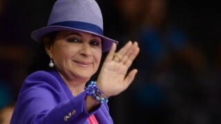 Пано падна върху президента на Руската федерация по гимнастика (ВИДЕО)