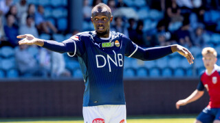 Юсейн Болт сбъдна мечтата си. Дебютира за футболен отбор (ВИДЕО)