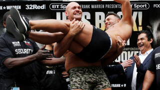 Кантарът на Фюри завърши с... прегръдки (ВИДЕО)