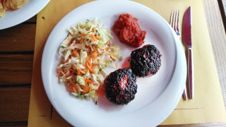 На обяд в... "Осемте джуджета"