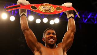 Джошуа излиза срещу Поветкин през септември