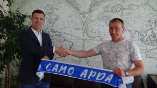 Стамен Белчев няма да ходи в ЦСКА, преподписа с 