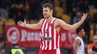 Убийствен мерник: Везенков вкара 98 от 103 тройки (ВИДЕО)