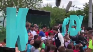 Еуфория около Григор, Ноле и останалите звезди в Белград (ВИДЕО)