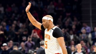 След рекордните 22 сезона в НБА: Винс Картър се оттегля (ВИДЕО)