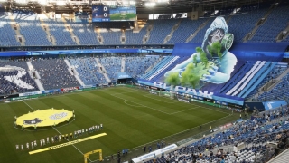 Феновете в Русия са убедени: Футболът ще победи вируса (ВИДЕО)