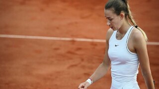 Задържаха тенисистка от 