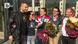 Боксьорите отново у дома и с олимпийски квоти (ВИДЕО)