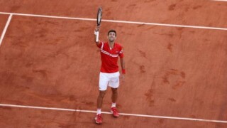 Джокович триумфира на 