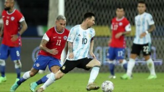 Меси задмина Батистута, но Аржентина отново изпусна победата