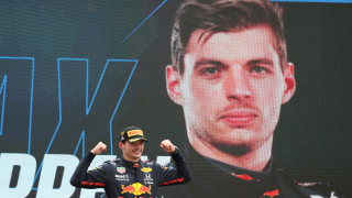 Верстапен надхитри Хамилтън и триумфира във Франция