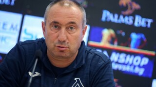 Стоилов: Реалистичната цел е Европа, титлата ще е лъвски скок