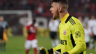 Димитър Евтимов удължи договора си с ЦСКА