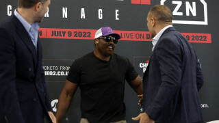 Пулев и Чисора се обзаложиха за изхода от сблъсъка