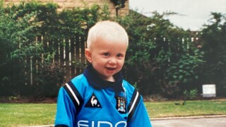 Кое е това момче? 