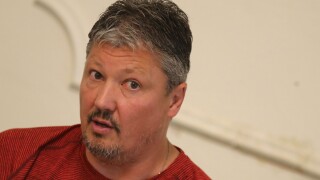 Пенев срещу 