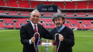 Легенда зарязва Барселона заради Славия