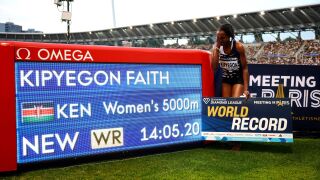 Кенийка изригна със световен рекорд в Париж