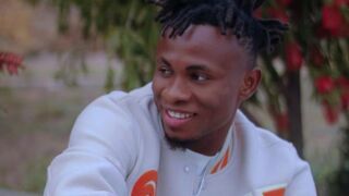 Нямаше какво да яде, майка му изгори бутонките му