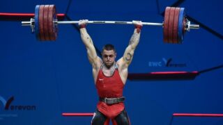 54 дни след операцията: Насар атакува световното с рекорд (ВИДЕО)