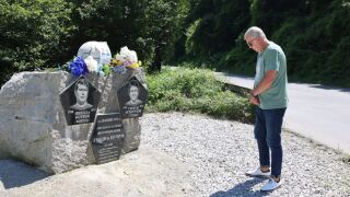 Левски почете паметта на Гунди и Котков