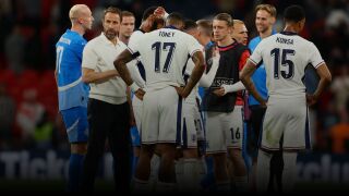 Фаворити ли? Англия се провали срещу Исландия