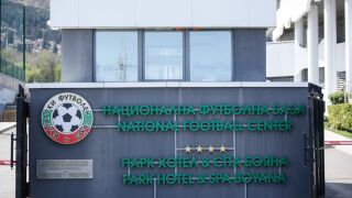 Близо 50 футболисти залагали в Първа и Втора лига. БФС им спря правата!