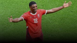 Първа лига с дебютен гол на европейско първенство