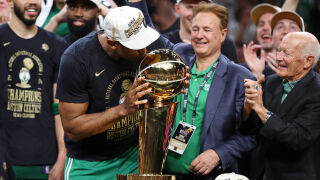 Пръстенът на величието е за Бостън! (СНИМКИ)