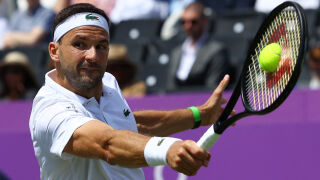 Гришо приключи рано в 