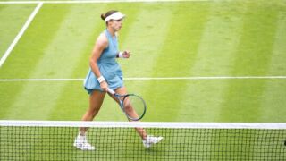 Дона Векич спря Томова за финал