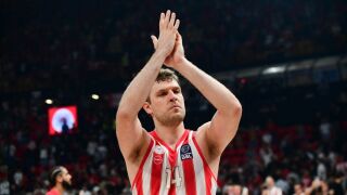 Силен Везенков, Олимпиакос отвърна на ПАО (ВИДЕО)