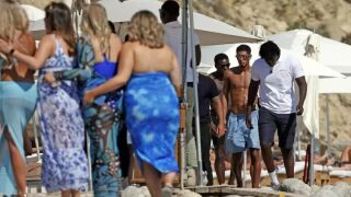 Булка опипа Джуд Белингам (СНИМКИ)