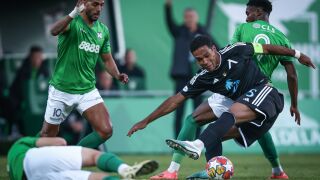 ФИФА спря трансферите на наш клуб и му тресна голяма глоба