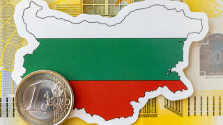 Как приемът на еврото ще ни помогне да пътуваме по-лесно в чужбина (ВИДЕО)