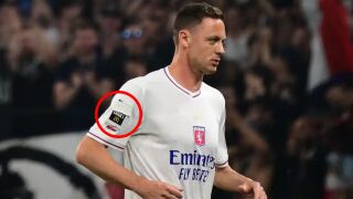 Наказаха бивша звезда на Юнайтед за хомофобство