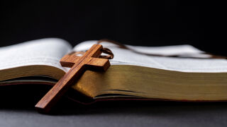 22 ноември: Имен ден и почит към двама светци