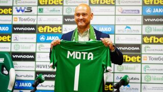 Новият треньор на Лудогорец може да дебютира срещу бившия си отбор! 