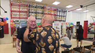 Локо София освети зала, изненадаха със златен медал велик треньор (ВИДЕО)